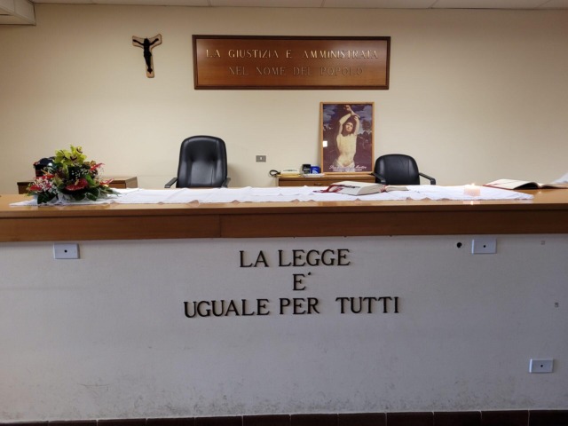 Rapina a Sant’Angelo Lodigiano, il 44enne resta in carcere