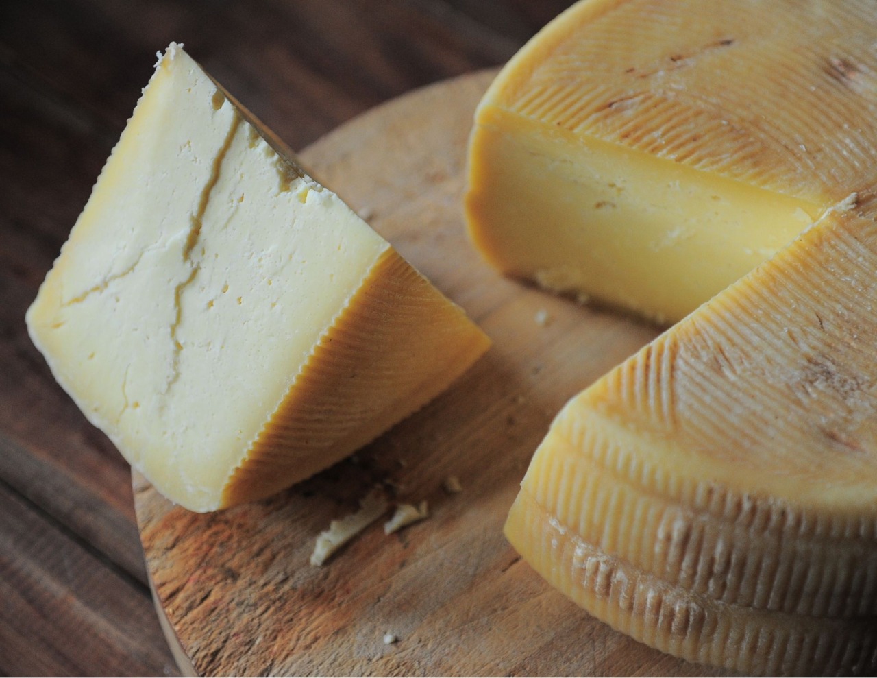 A Codogno un tecnico di Madrid visita la filiera del formaggio